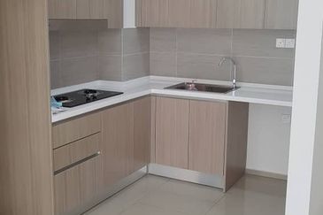 Gravit8 @ Klang South