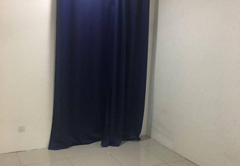 V12 Sovo (Menara Suria)