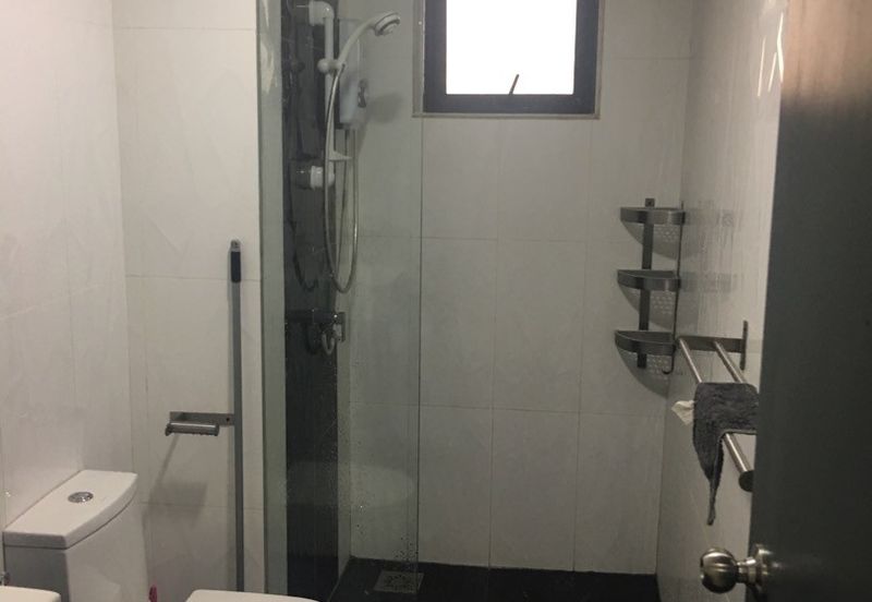 V12 Sovo (Menara Suria)