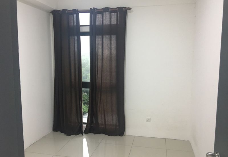 V12 Sovo (Menara Suria)