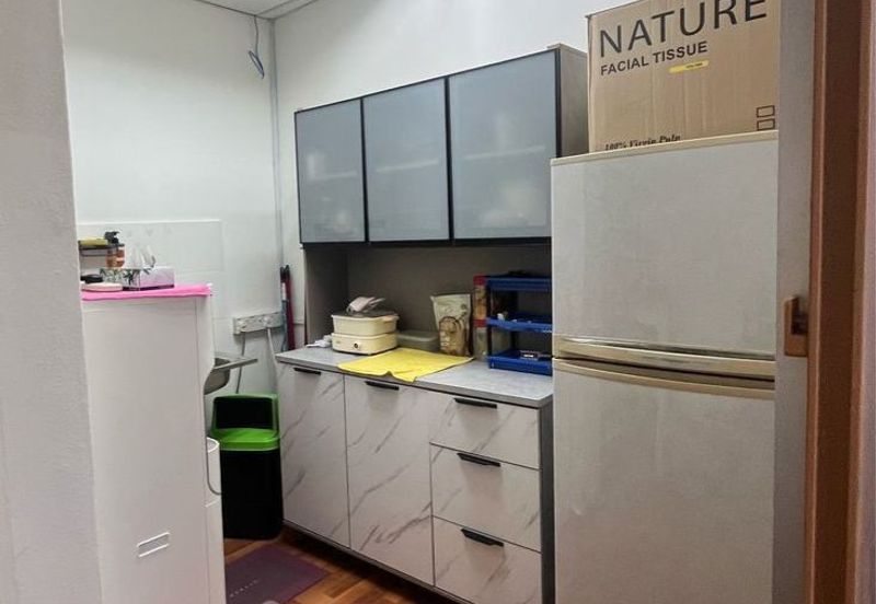 Taipan Business Centre, USJ 10