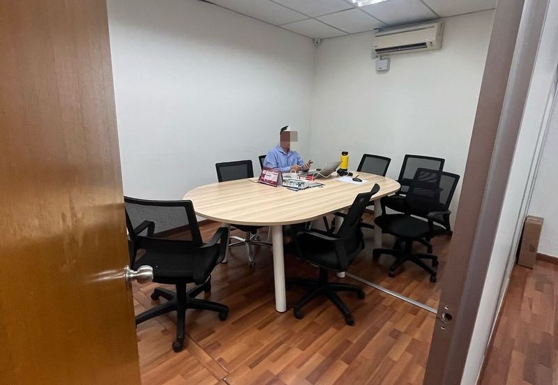 Taipan Business Centre, USJ 10