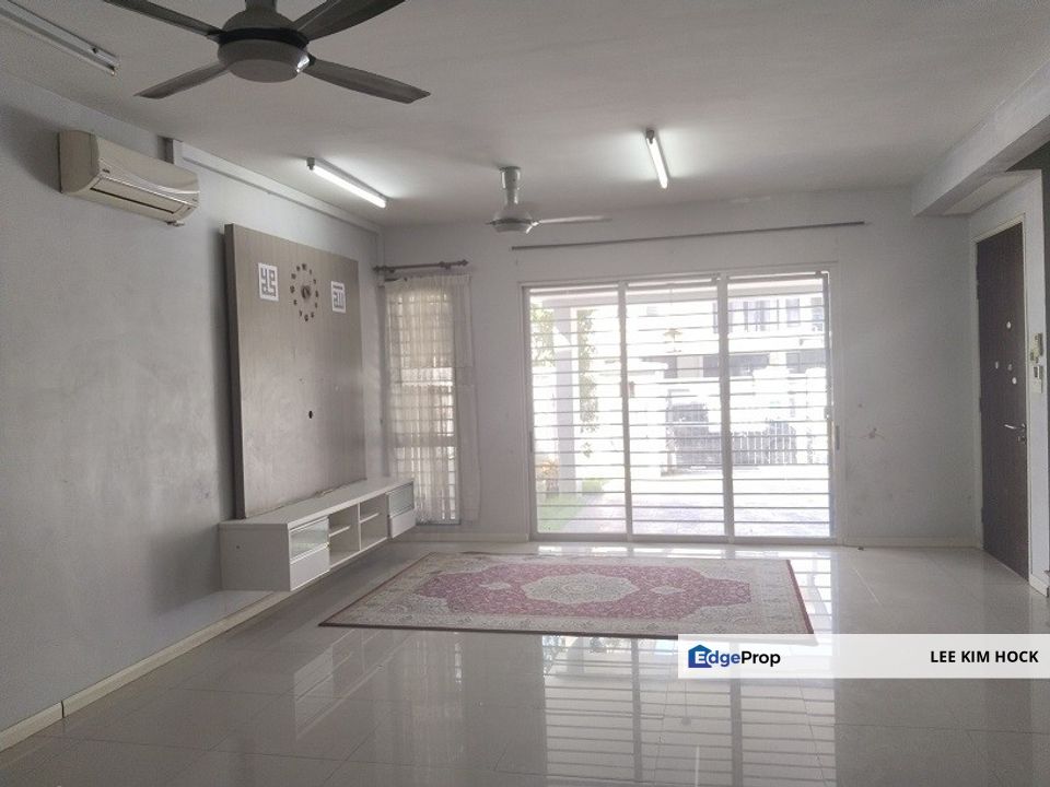 2.5 Storey House In Sunway Alam Suria, Seksyen U10, Shah Alam For Sale, Selangor, Shah Alam