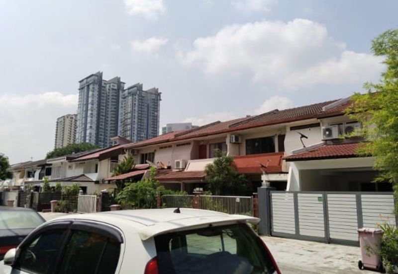 Damansara Kim