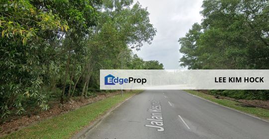 Freehold Bungalow Land In Bandar Tasik Kesuma ( Kesuma Lakes ) Fronting Main Road, Selangor, Semenyih