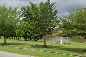 Bandar Tasik Kesuma