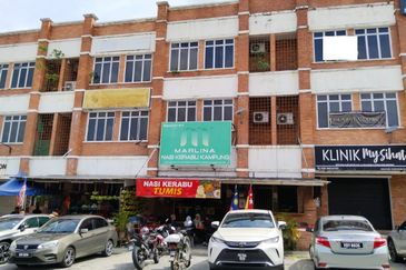 Jalan Pulau Lumut Q U10/Q @ Alam Budiman