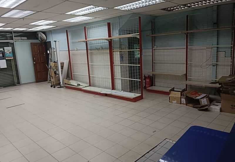 4 Storey Shop Office In Klang Town For Rent, Can Also Consider Separate Floor