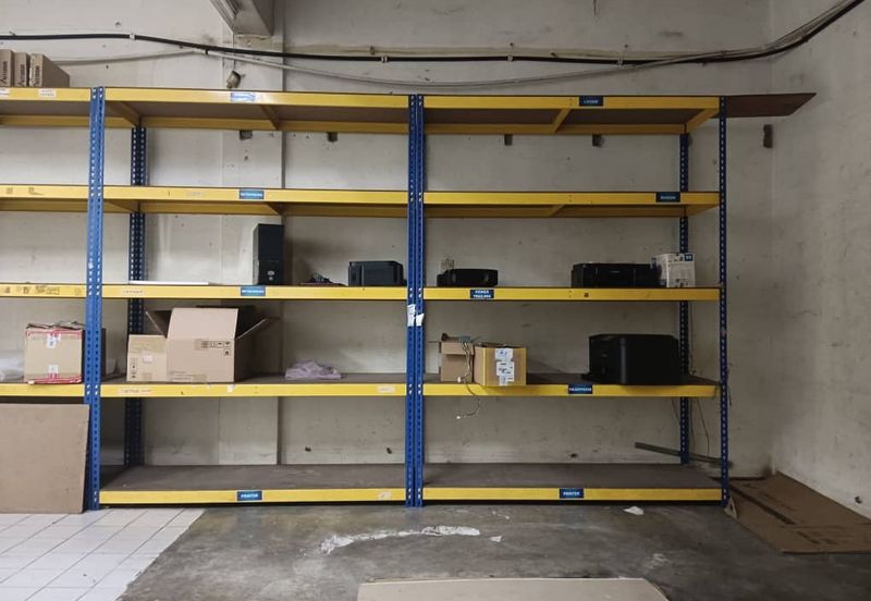 4 Storey Shop Office In Klang Town For Rent, Can Also Consider Separate Floor