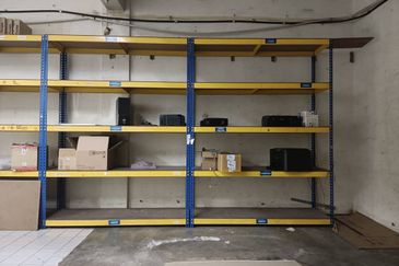 4 Storey Shop Office In Klang Town For Rent, Can Also Consider Separate Floor