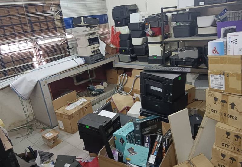 4 Storey Shop Office In Klang Town For Rent, Can Also Consider Separate Floor