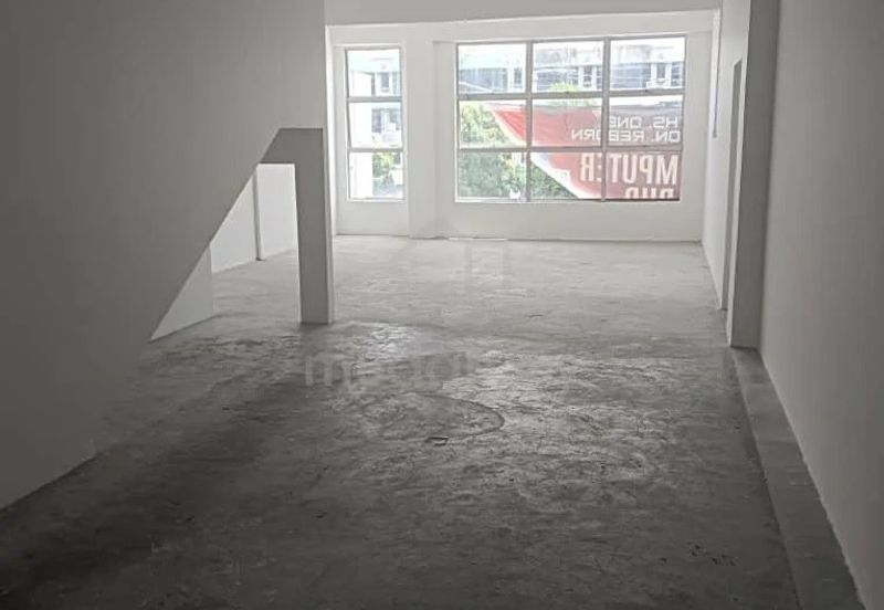 4 Storey Shop Office In Klang Town For Rent, Can Also Consider Separate Floor