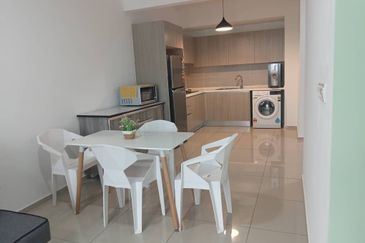 Adria Residence @ Gravit8