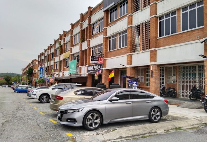 Jalan Pulau Lumut Q U10/Q @ Alam Budiman