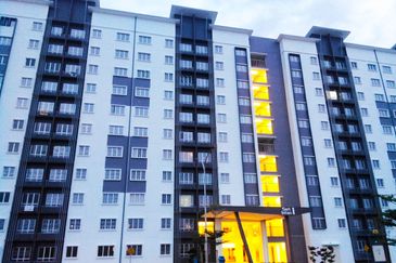 Seri Intan Apartments @ Setia Alam