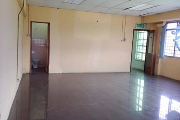 Jalan Bukit Kemuning