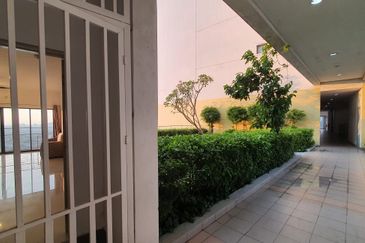 SetiaWalk R3 Solace Service Apartment