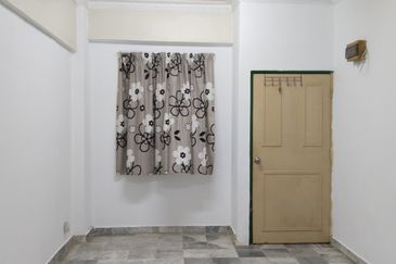 Pangsapuri Sri Pelangi