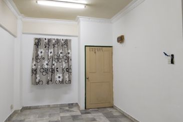 Pangsapuri Sri Pelangi