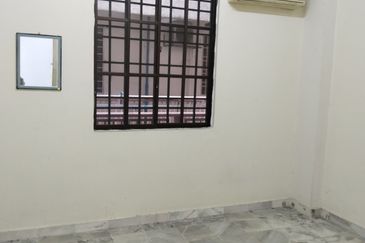 Pangsapuri Sri Pelangi