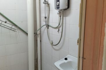 Pangsapuri Sri Pelangi