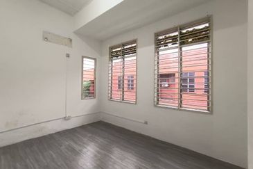 Jalan Pulau Lumut P U10/P @ Alam Budiman