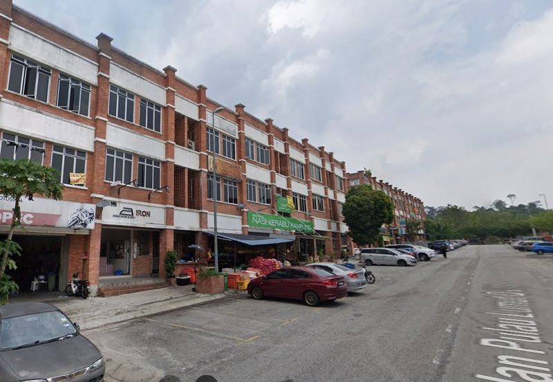 Jalan Pulau Lumut Q U10/Q @ Alam Budiman