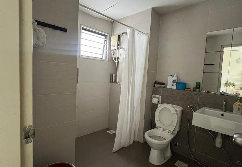 SetiaWalk R3 Solace Service Apartment