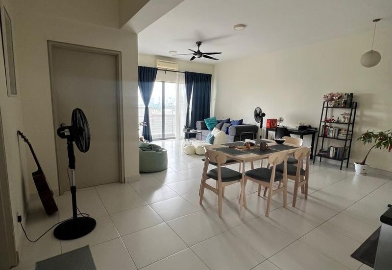 SetiaWalk R3 Solace Service Apartment