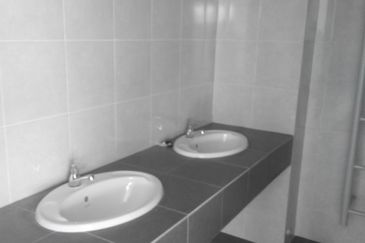 Gateway 16, Bandar Bukit Raja