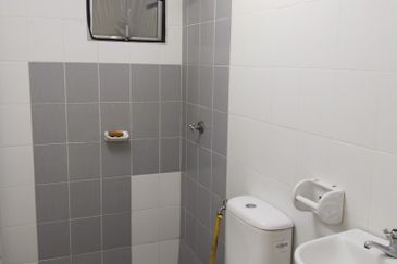 Seri Intan Apartments @ Setia Alam