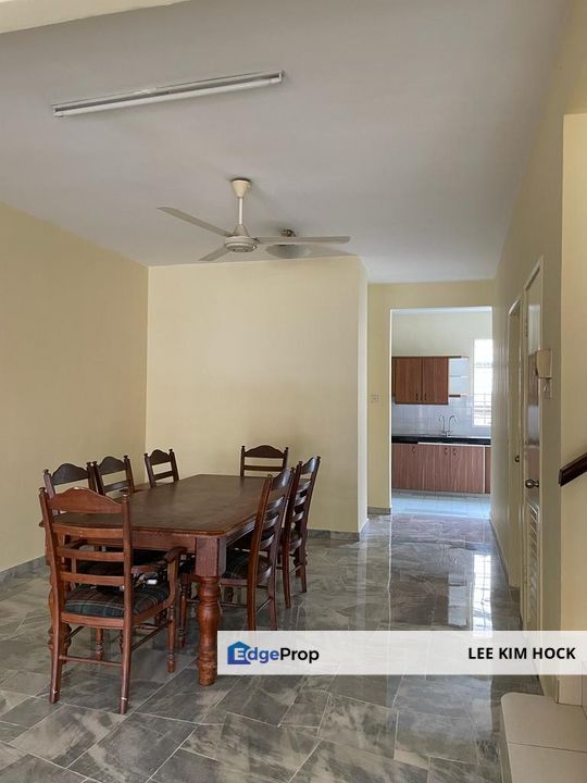 2 Storey House In USJ 16, Subang Jaya For Rent, Partial Furnished, Selangor, USJ