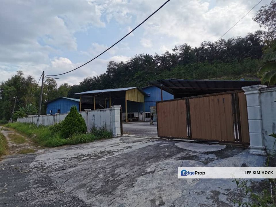 Factory / Warehouse At Jalan Sungai Lalang, Semenyih For Rent, Selangor, Semenyih