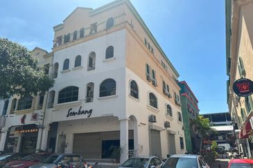 Kota Damansara Co office suite