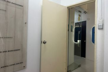 Kota Damansara Co office suite