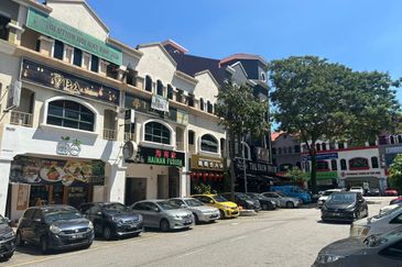 Kota Damansara Co office suite