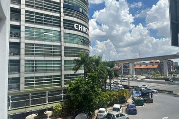 Jalan Kenari, Bandar Puchong Jaya