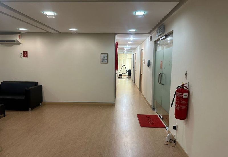 Puchong bandar puteri 2 Co office