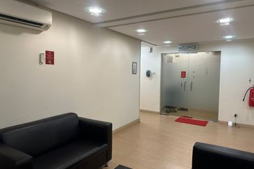 Puchong bandar puteri 2 Co office