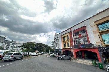 Setapak Danau kota 3 storey shop for sale 