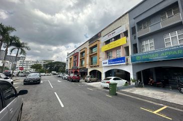 Setapak Danau kota 3 storey shop for sale 