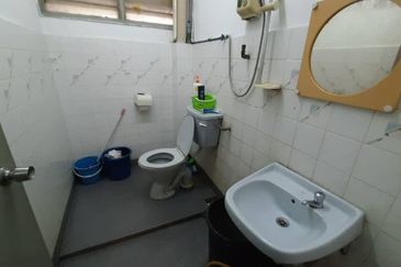 Subang jaya ss17 double storey