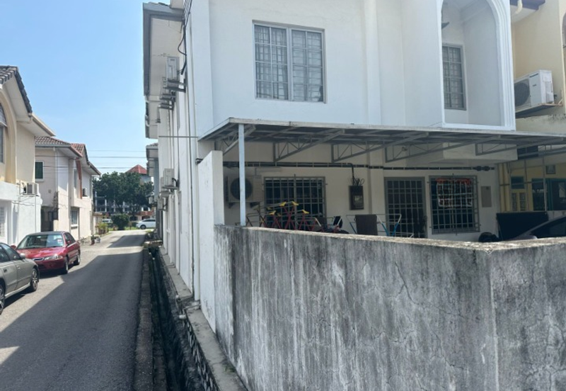 Bandar Sunway PJS 9 double storey End lot house for sale 