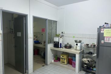 Bandar Sunway PJS 9 double storey End lot house for sale 