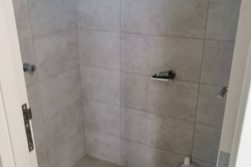 Centum @ Oasis Corporate Park