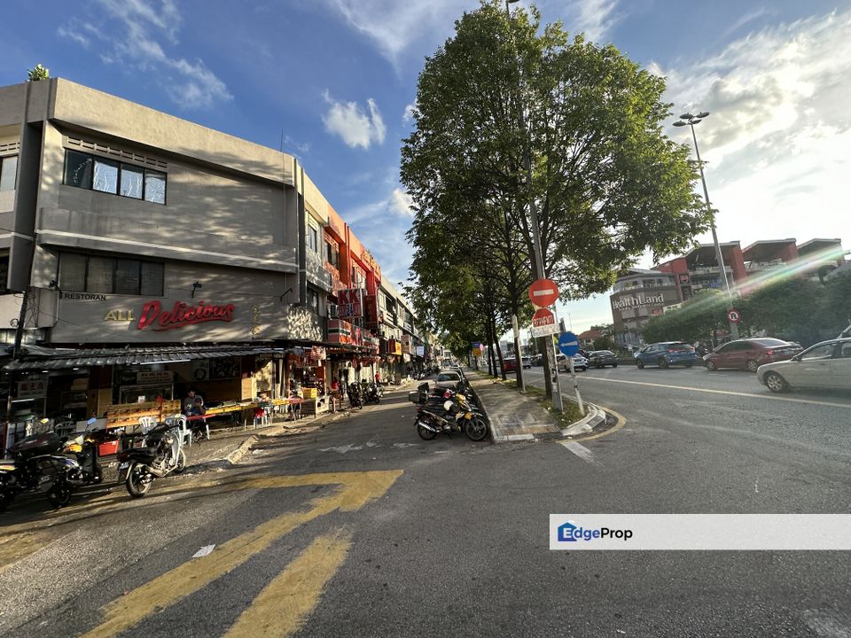 Setapak jalan genting klang 4 storey shop facing main road , Kuala Lumpur, Setapak