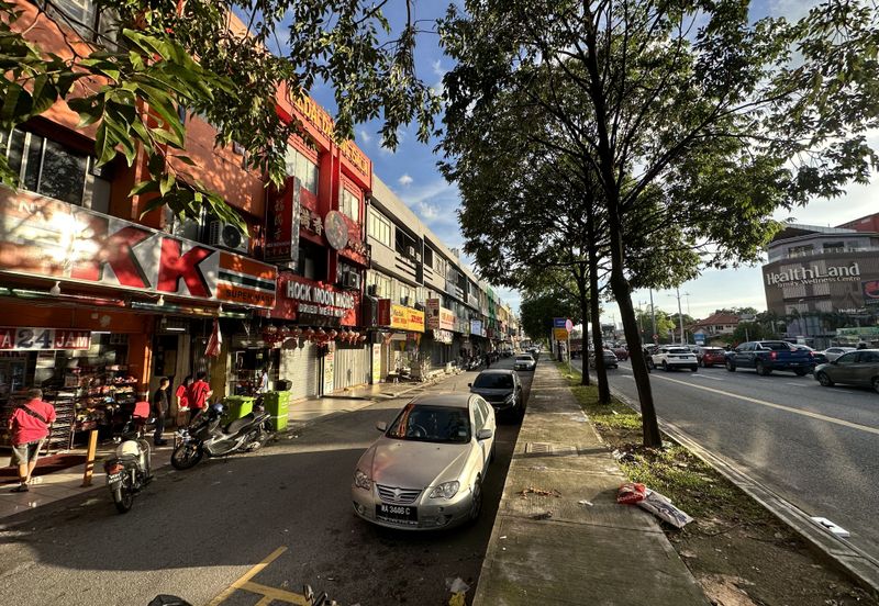 Setapak jalan genting klang 4 storey shop facing main road 
