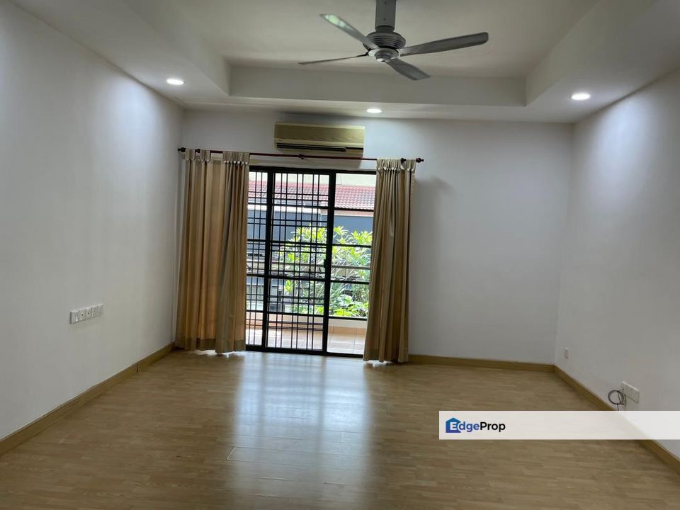 Kota Damansara parkville town house , Selangor, Sunway Damansara