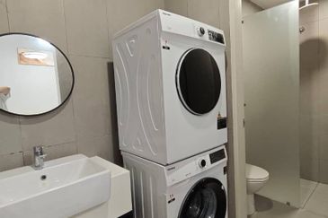 Yolo Signature Suites