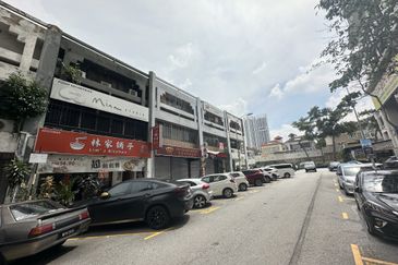 Kepong bandar menjalara ground floor shop near parking space 